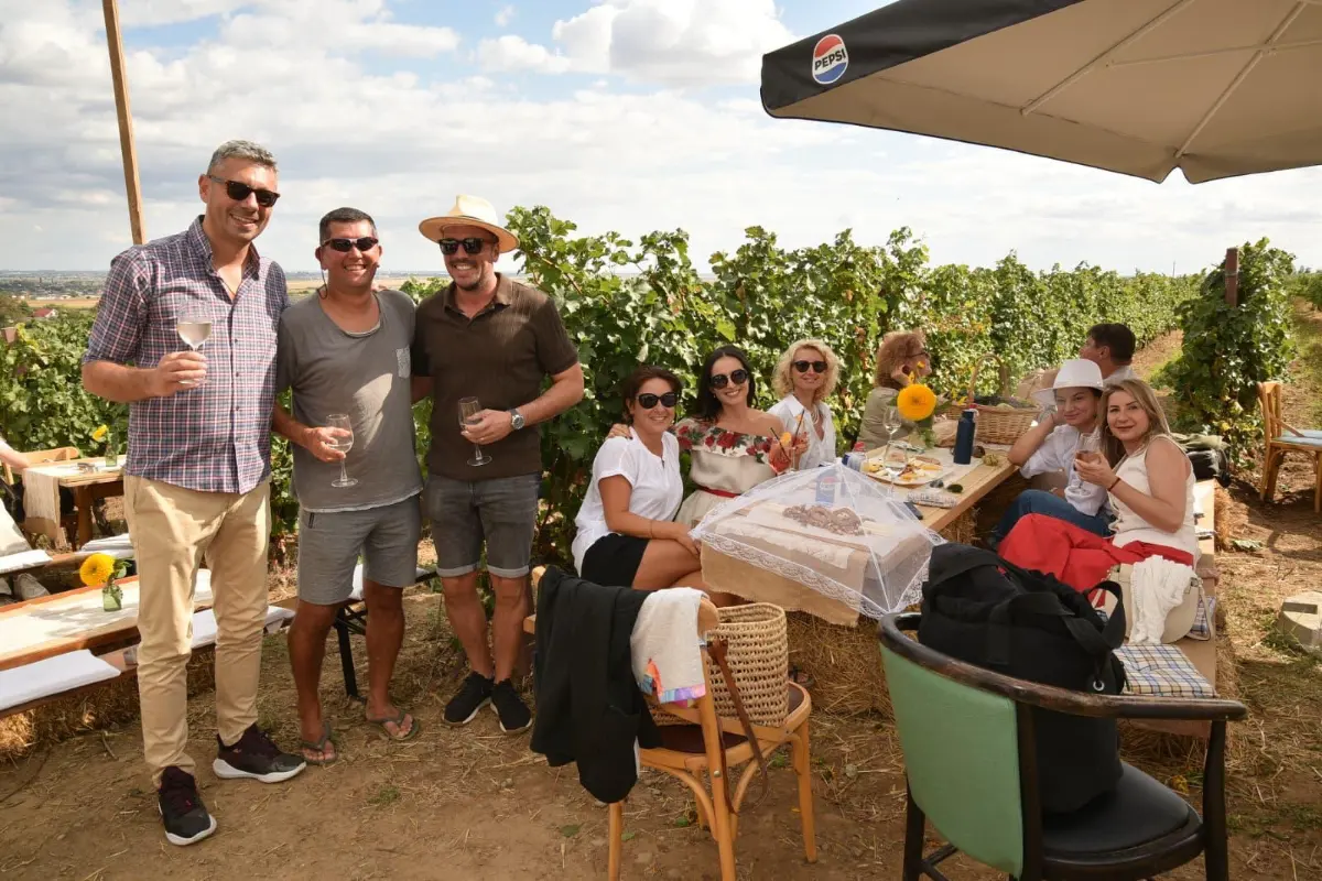 Image gallery marquee